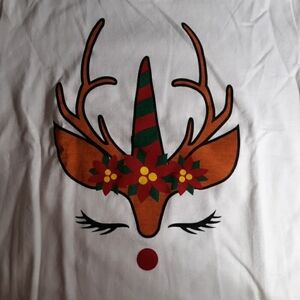 New girls 8/10 unicorn Christmas shirt
